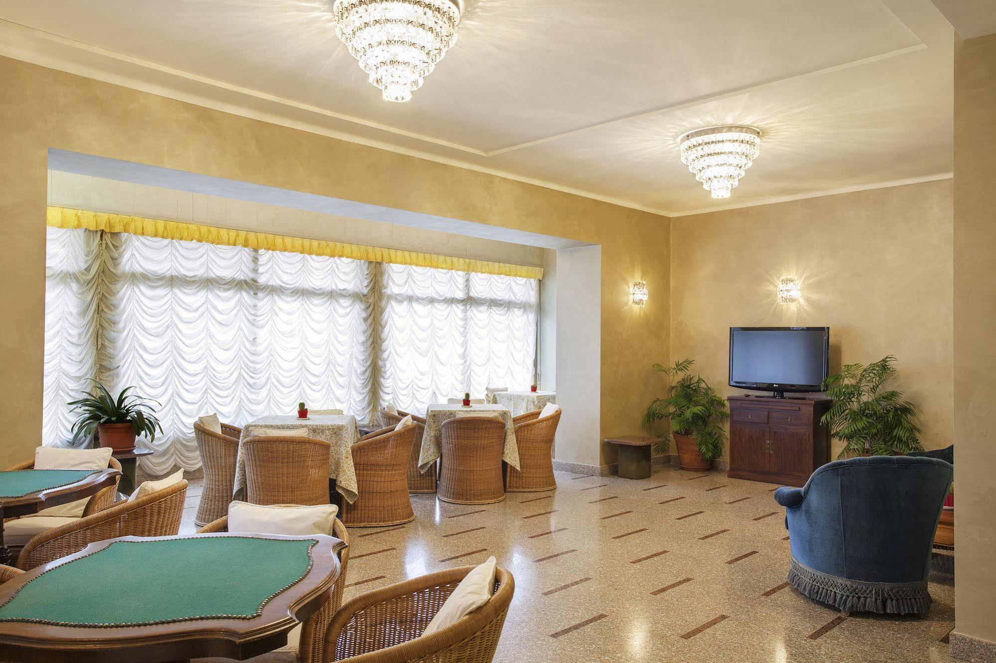 Tre Laghi Hotel Nebbiuno Εξωτερικό φωτογραφία