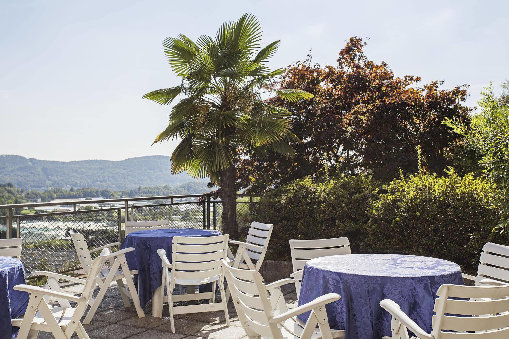 Tre Laghi Hotel Nebbiuno Εξωτερικό φωτογραφία
