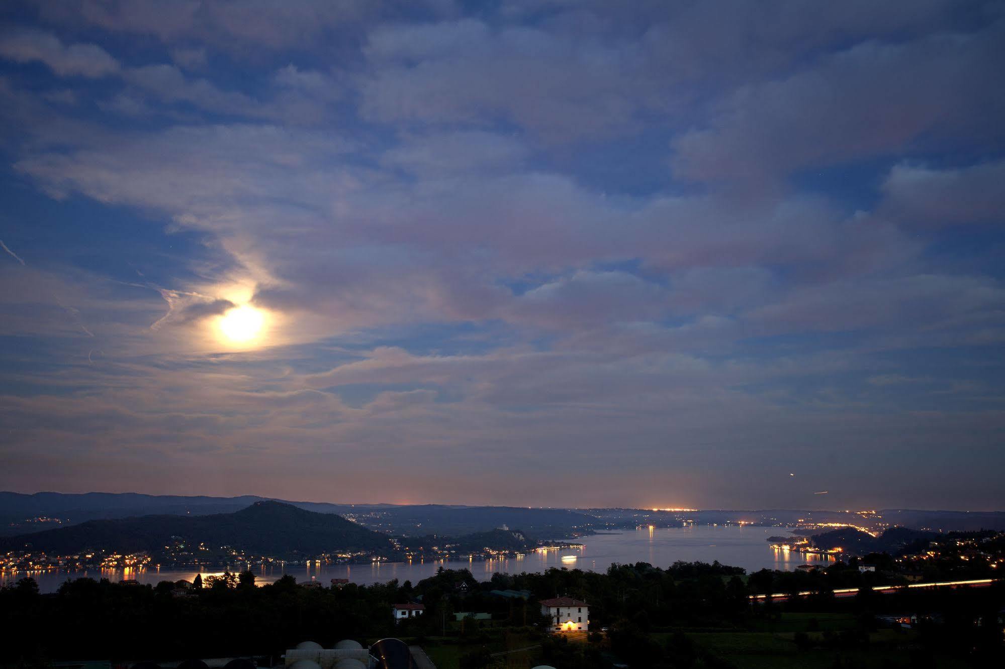 Tre Laghi Hotel Nebbiuno Εξωτερικό φωτογραφία